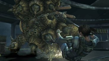 Игра для PS4 Resident Evil. Revelations [PS4, русские субтитры]  фото 4